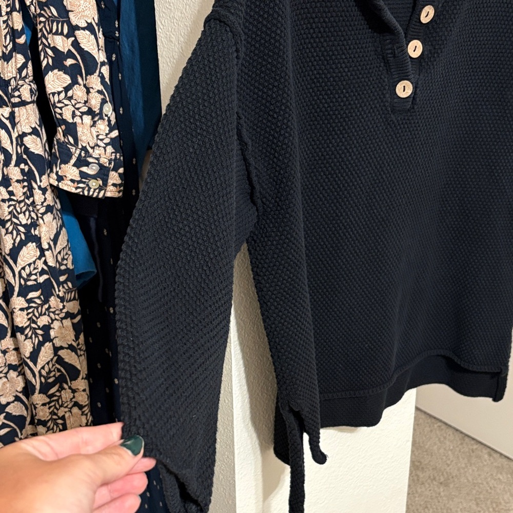 Free People Women's Black Waffle-Knit Henley Pullover Sweater - Picture 4 of 4